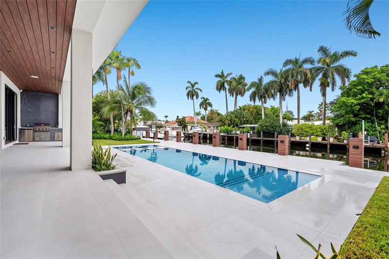 Image 34 of 63 For 2405 Castilla Isle