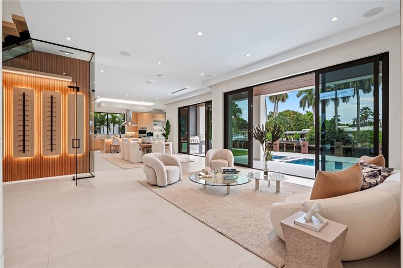 Image 4 of 63 For 2405 Castilla Isle