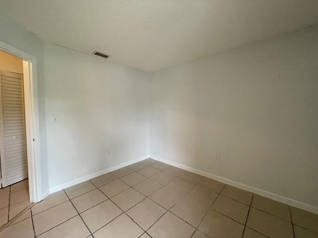Image 7 of 23 For 2273 80th Ter  2273