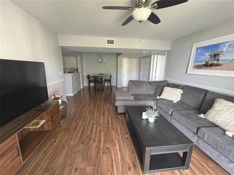 Image 11 of 17 For 520 5th Ave  1502