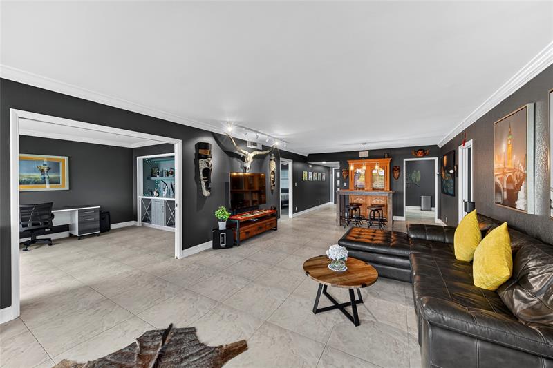 Image 29 of 61 For 802 Cypress Grove Ln  503