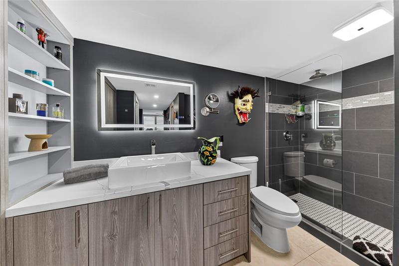 Image 37 of 61 For 802 Cypress Grove Ln  503