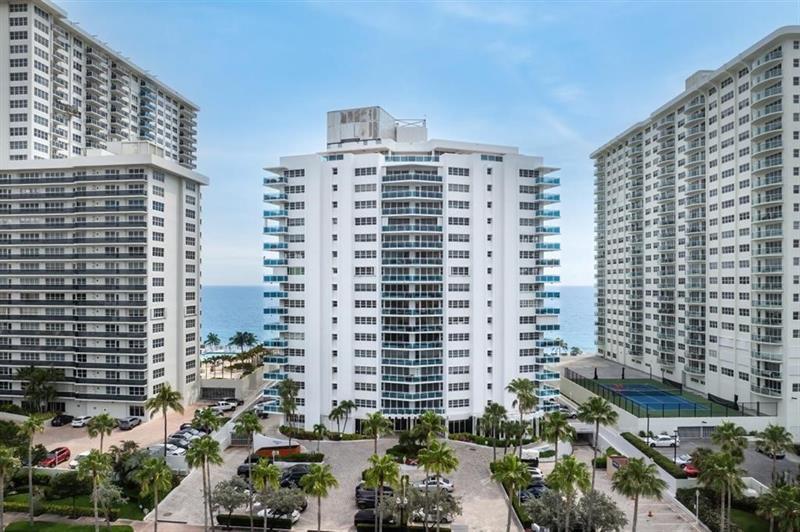 Image 15 of 28 For 3430 Galt Ocean Mile  Ph3