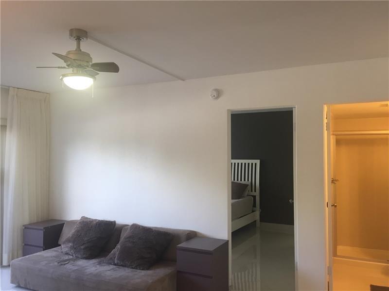 Image 17 of 29 For 3220 Bayview Dr  102