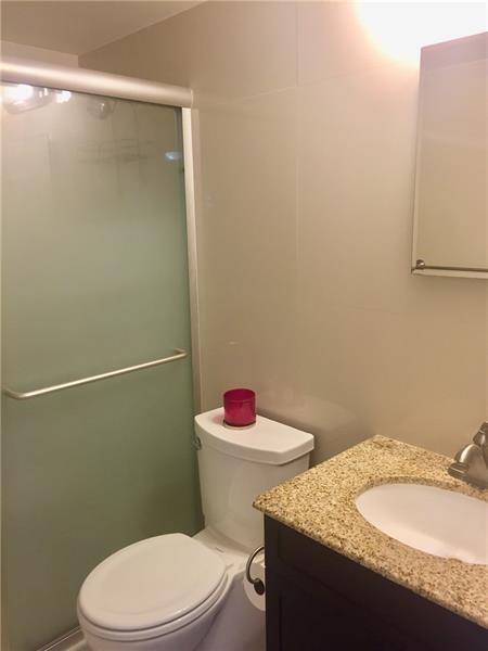 Image 22 of 29 For 3220 Bayview Dr  102