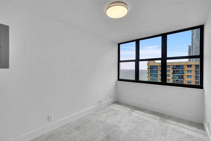Image 10 of 58 For 2301 Ocean Dr  1701