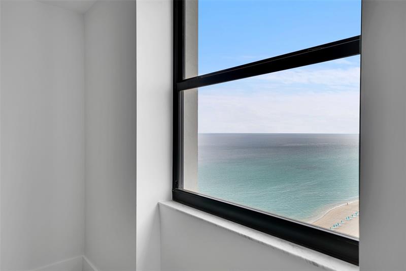Image 36 of 58 For 2301 Ocean Dr  1701