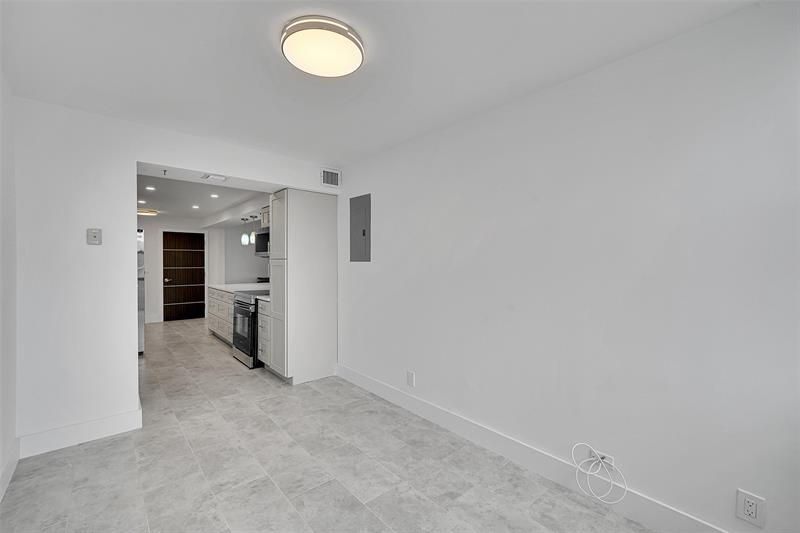 Image 9 of 58 For 2301 Ocean Dr  1701