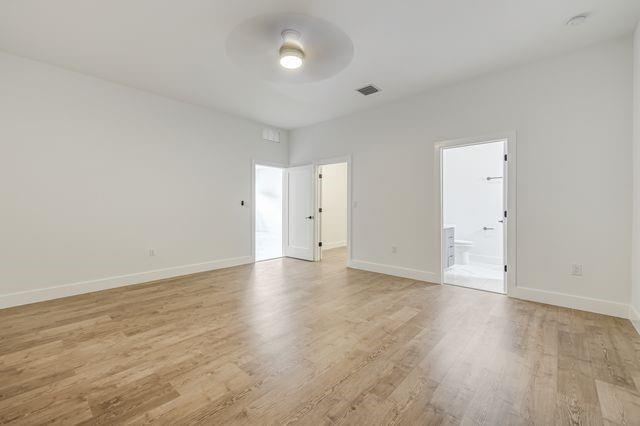 Image 16 of 43 For 2861 8th Ct  