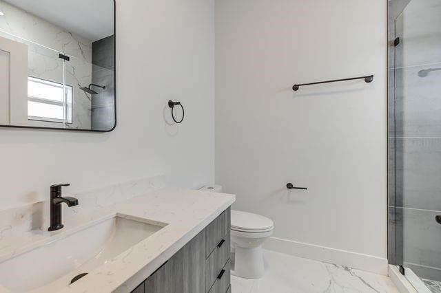 Image 17 of 43 For 2861 8th Ct  