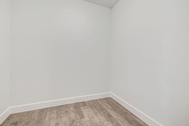 Image 20 of 43 For 2861 8th Ct  