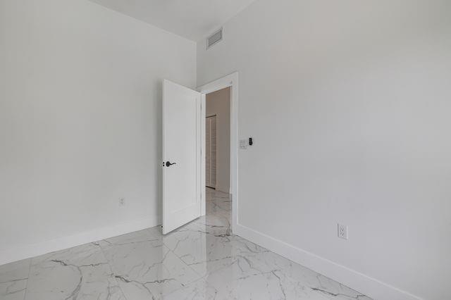 Image 21 of 43 For 2861 8th Ct  