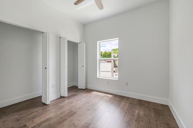 Image 22 of 43 For 2861 8th Ct  