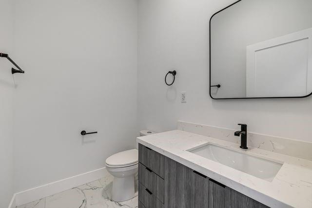 Image 28 of 43 For 2861 8th Ct  