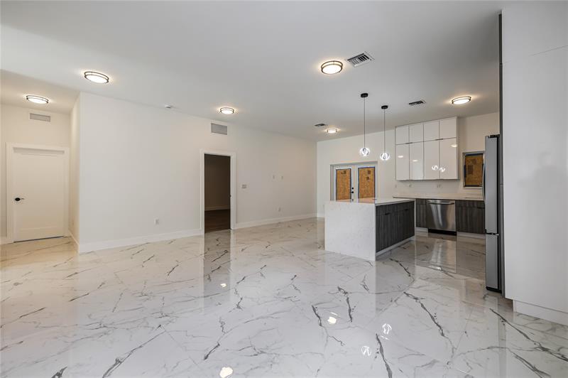 Image 4 of 43 For 2861 8th Ct  