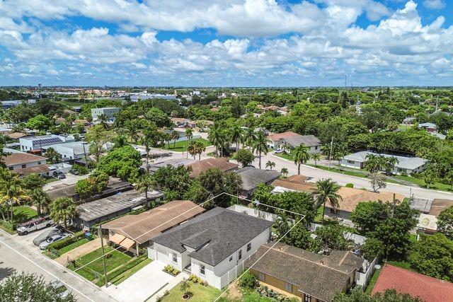 Image 41 of 43 For 2861 8th Ct  