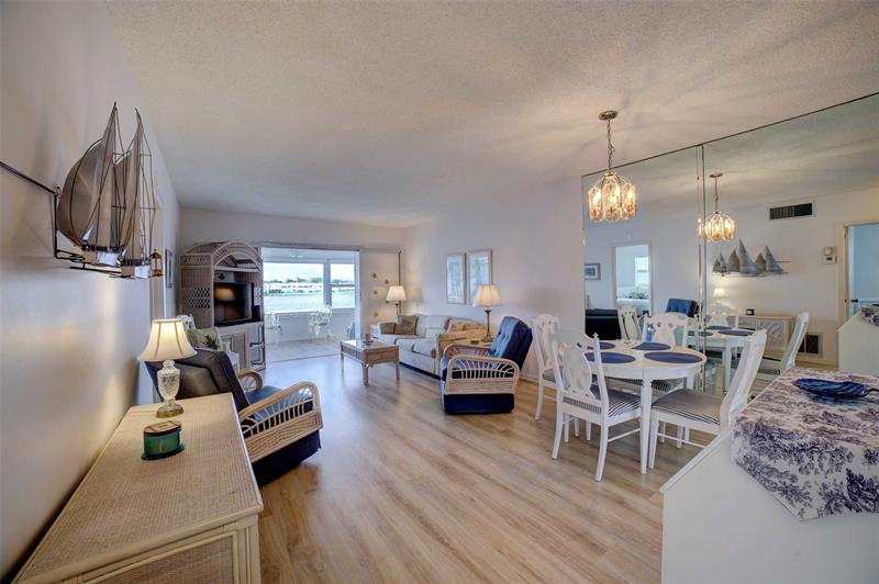 Image 4 of 26 For 1801 Ocean Dr  201