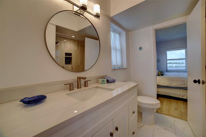 Image 9 of 26 For 1801 Ocean Dr  201