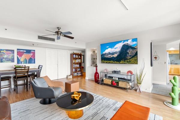 Image 9 of 39 For 2300 33rd Ave  602