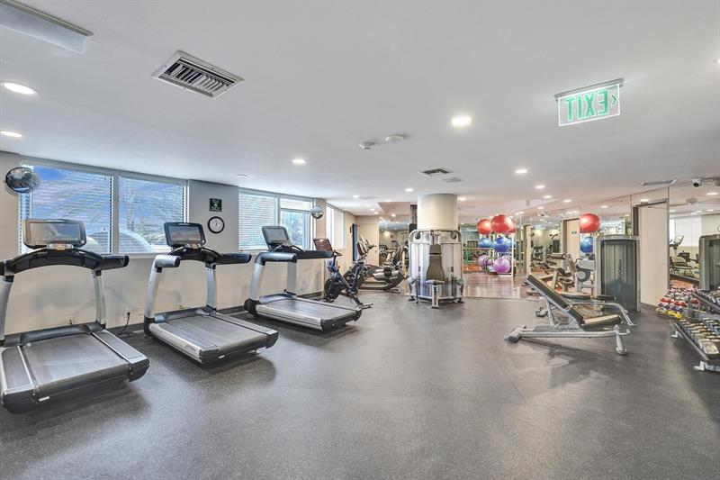 Image 34 of 40 For 3100 Ocean Blvd  808
