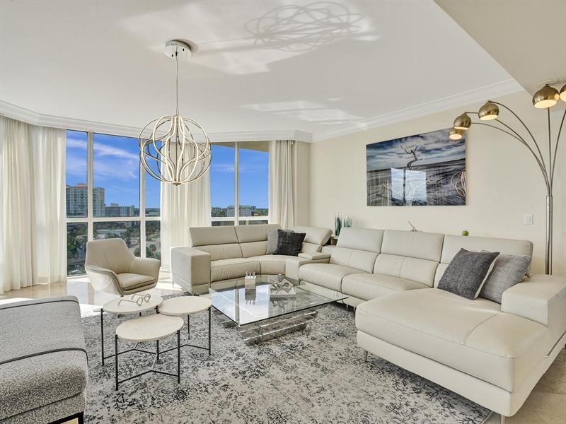 Image 4 of 40 For 3100 Ocean Blvd  808