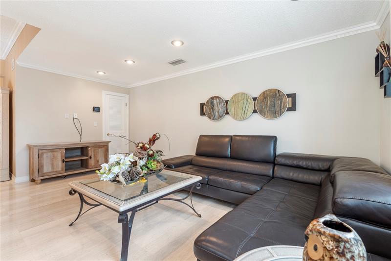 Image 30 of 41 For 8235 164th St