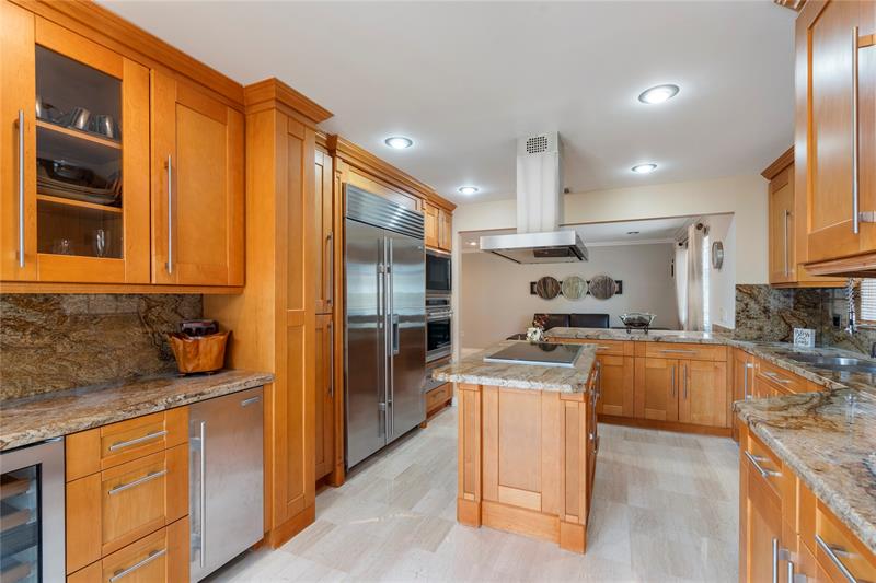 Image 32 of 41 For 8235 164th St