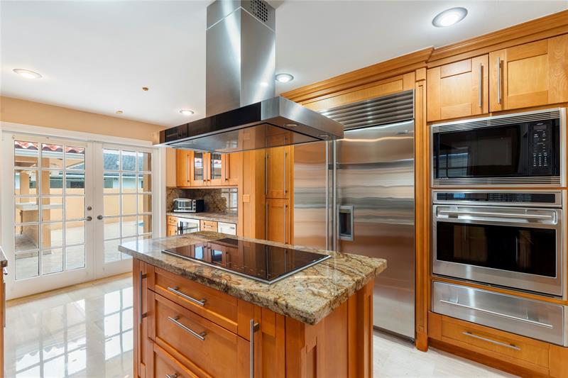 Image 33 of 41 For 8235 164th St