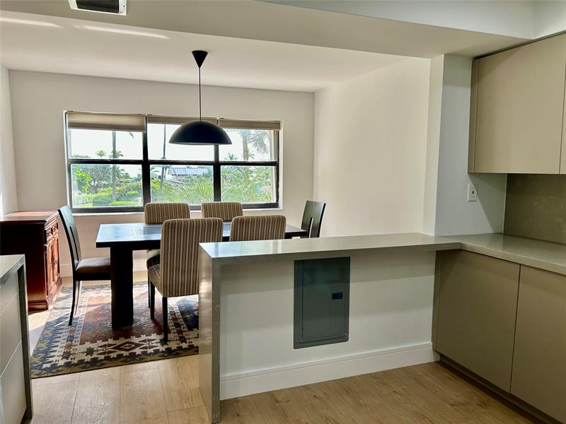 Image 9 of 23 For 4900 Ocean Blvd  316
