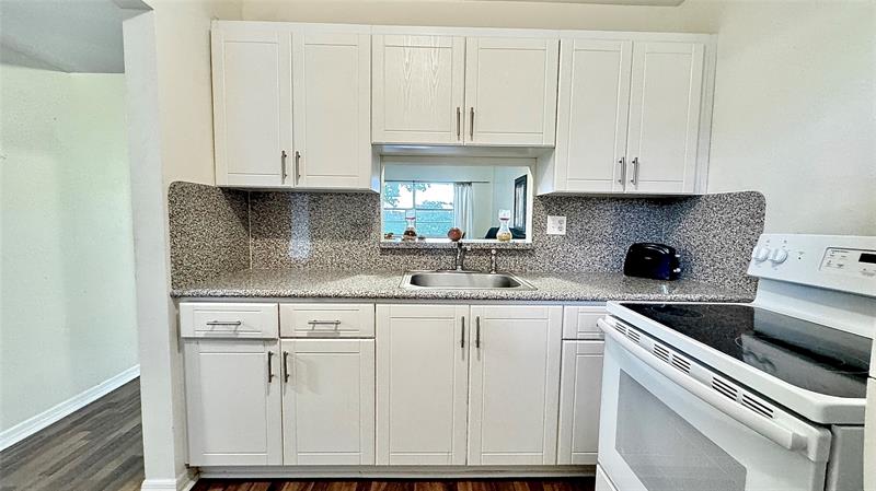 Image 8 of 16 For 5103 35th St  606