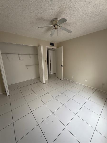 Image 10 of 11 For 4210 21st St  121