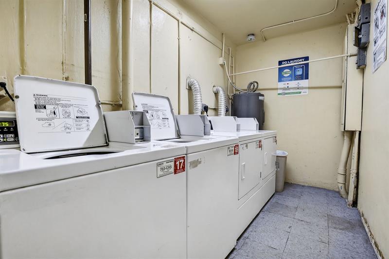 Image 29 of 30 For 3905 Nob Hill Rd  201