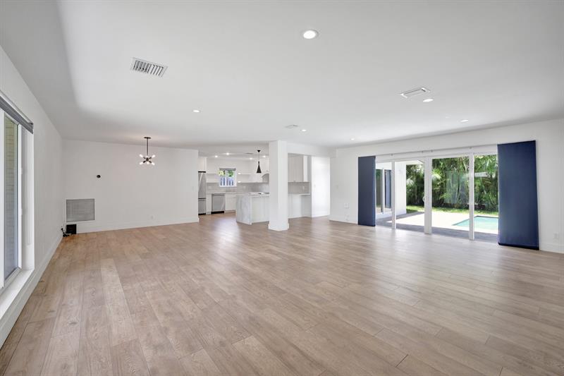 Image 12 of 42 For 2141 62nd Ct