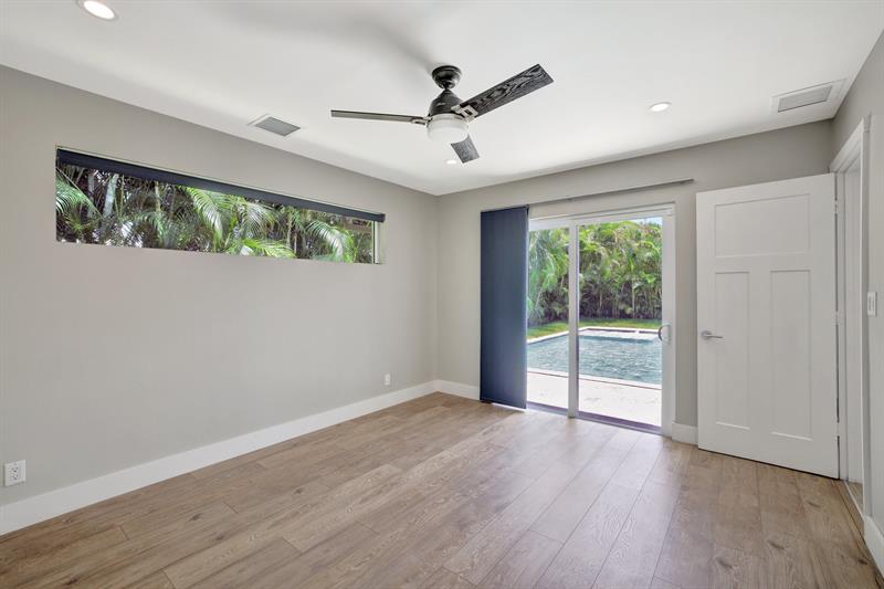 Image 18 of 42 For 2141 62nd Ct