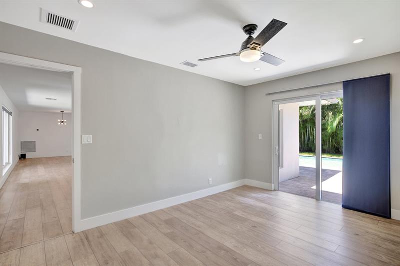 Image 28 of 42 For 2141 62nd Ct