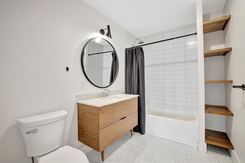 Image 30 of 42 For 2141 62nd Ct