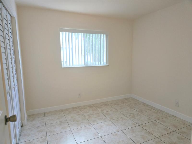 Image 19 of 20 For 5208 18th Ct  2k