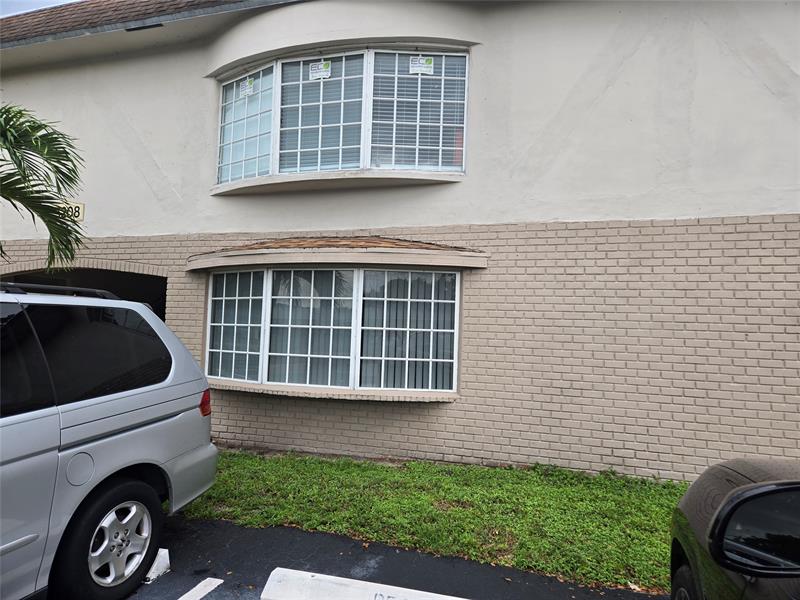 Image 5 of 20 For 5208 18th Ct  2k