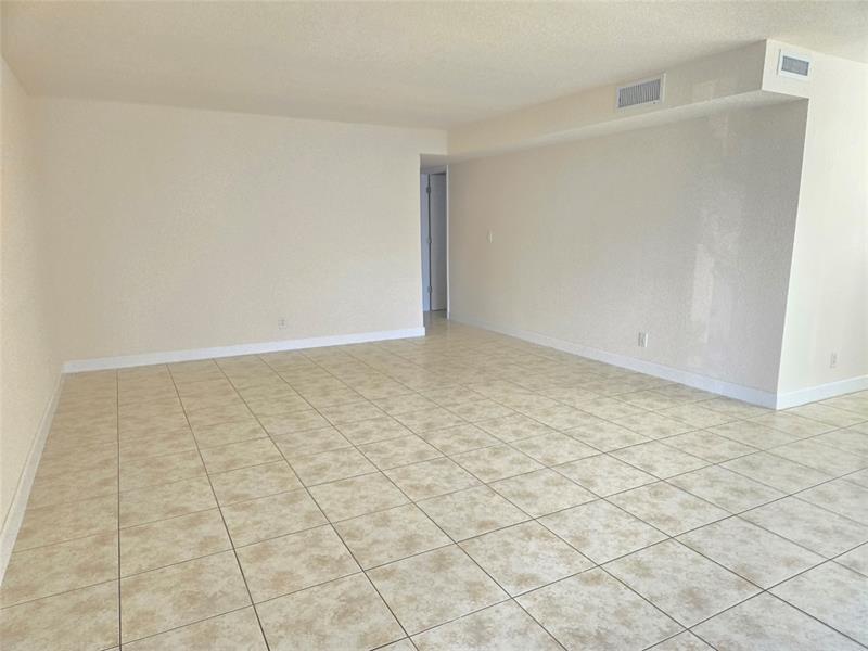 Image 7 of 20 For 5208 18th Ct  2k
