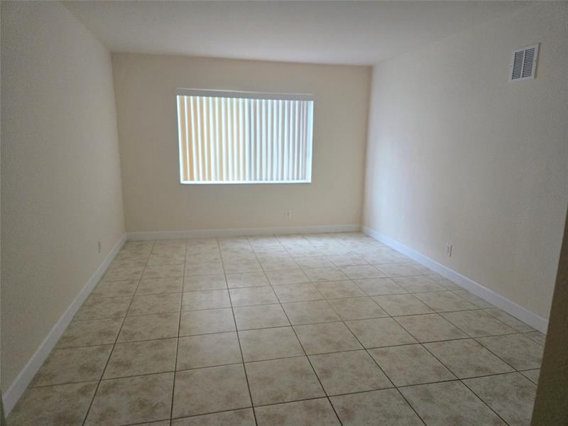 Image 8 of 20 For 5208 18th Ct  2k