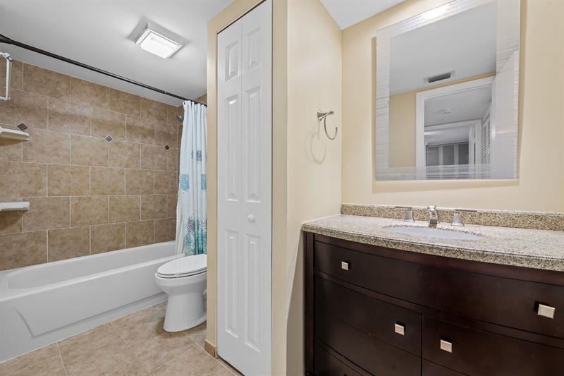 Image 15 of 16 For 9995 6th Ct  9995