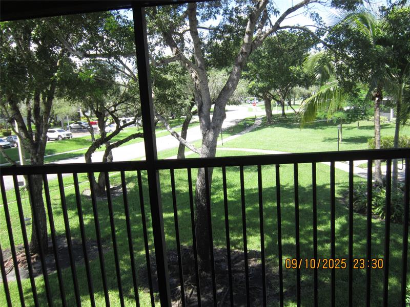 Image 11 of 11 For 9731 Mcnab Rd  208
