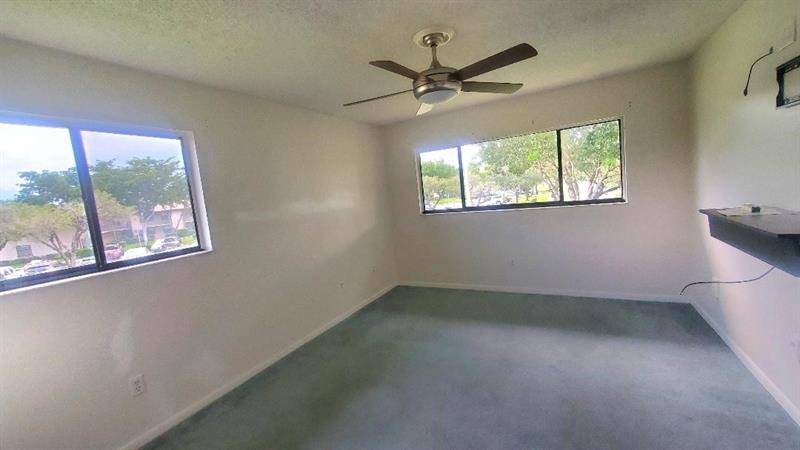 Image 32 of 33 For 9731 Mcnab Rd  208