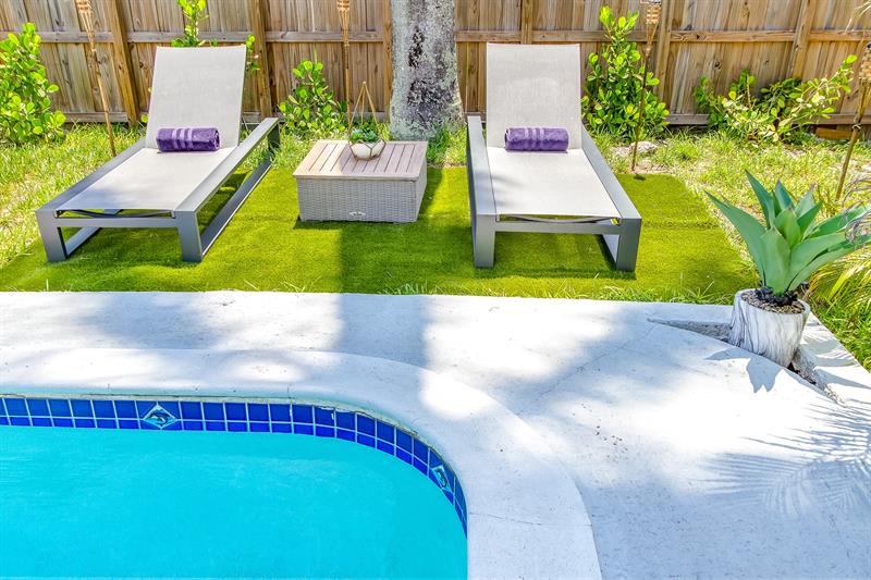 Image 11 of 71 For 1613 16th Ct