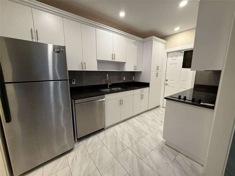 Image 5 of 11 For 2718 14th Street  4