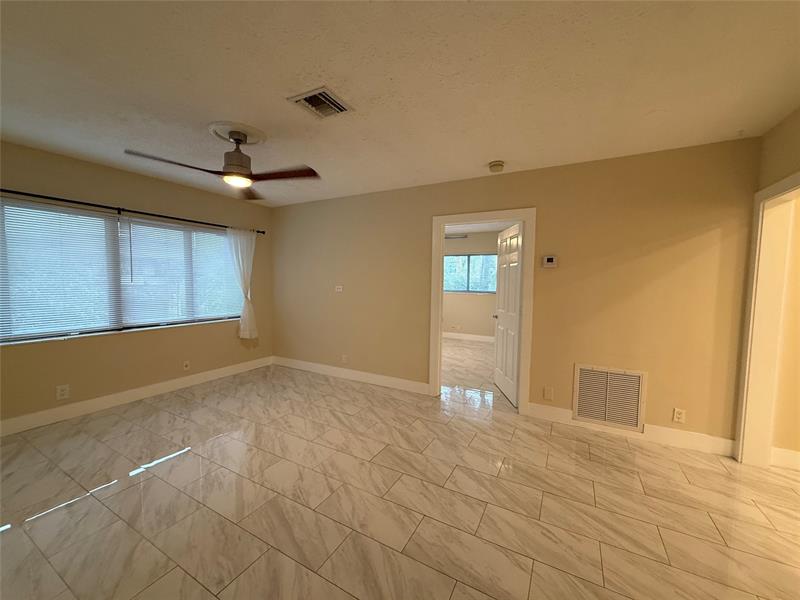 Image 8 of 11 For 2718 14th Street  4