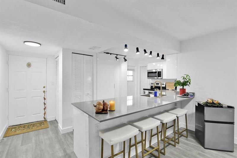 Details for 250 67th St  322, Boca Raton, FL 33487