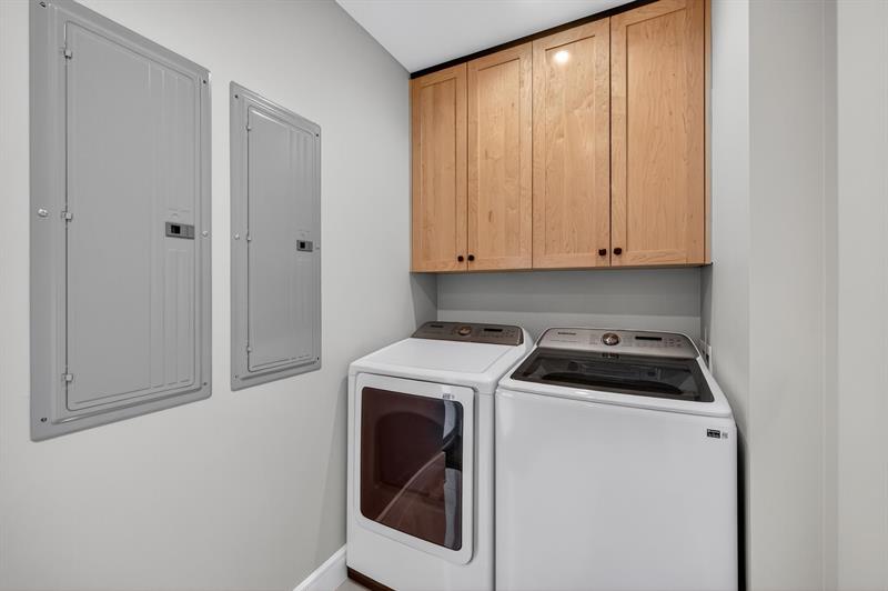 Image 20 of 87 For 2024 Harbourview Drive