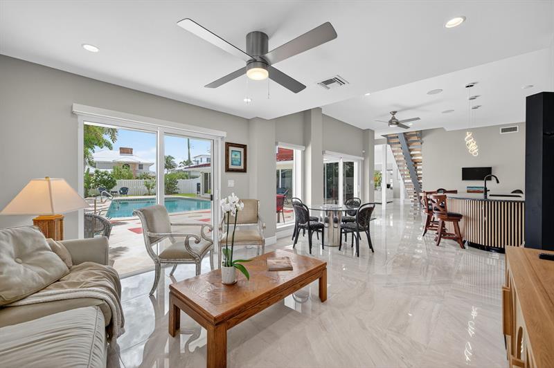 Image 24 of 87 For 2024 Harbourview Drive