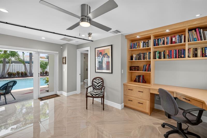 Image 37 of 87 For 2024 Harbourview Drive